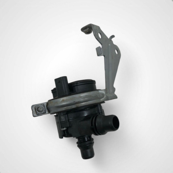 Bomba Dágua Auxiliar Mercedes C180 C200 2015 2018 3fios