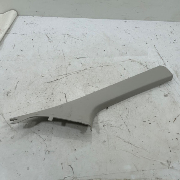 Moldura Coluna Parabrisa Direito Chevrolet Onix 2013 A 2019