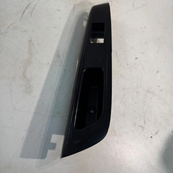 Moldura Botao Vidro Toyota Etios 1.3 2013 Traseira Direita