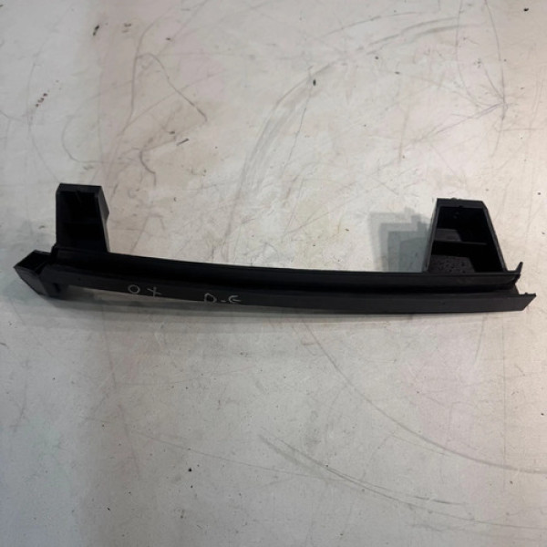 Guia Vidro Chevrolet Onix 2013 A 2019 Dianteiro Esquerdo Preto