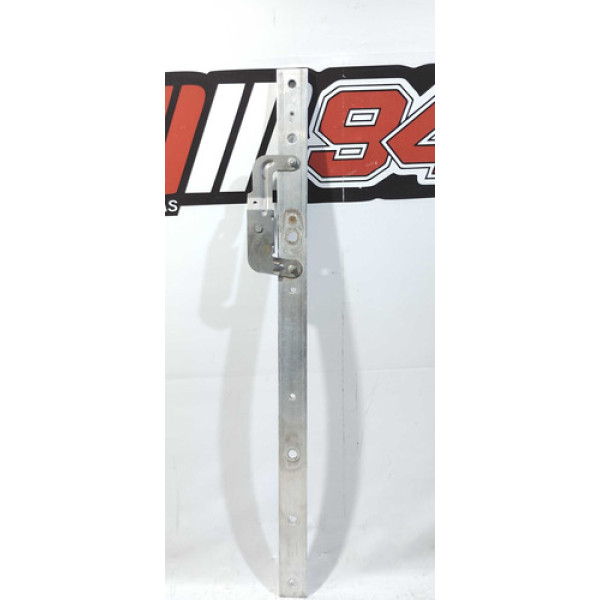 Barra Travessa Reforço C200 2015 A 2018 C6665