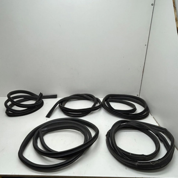 Kit Borracha Portas Porta Malas Esquerda New Fiesta 2015 17