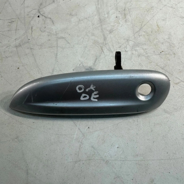 Maçaneta Porta Chevrolet Onix 2013 A 2019 Dianteira Esquerda Cinza Dianteira