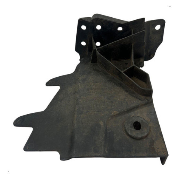 Defletor Radiador Esquerdo Amarok 2012 A 2015 Detalhe