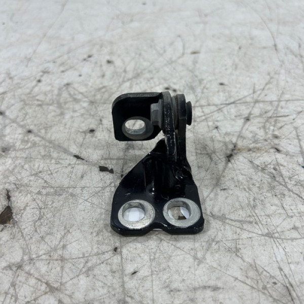 Dobradiça Da Porta Traseira Esquerda Fiat Mobi 2018 A 2020