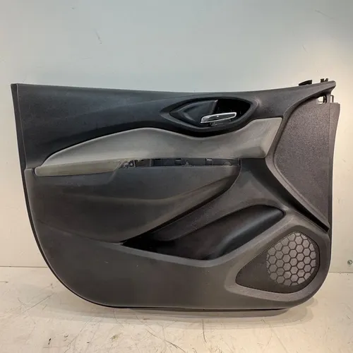 Forro Porta Dianteira Esquerda Chevrolet Onix 2013 A 2019