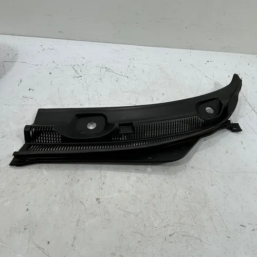 Churrasqueira Esquerda Fiat Argo Cronos 2018 a 2022 Preto