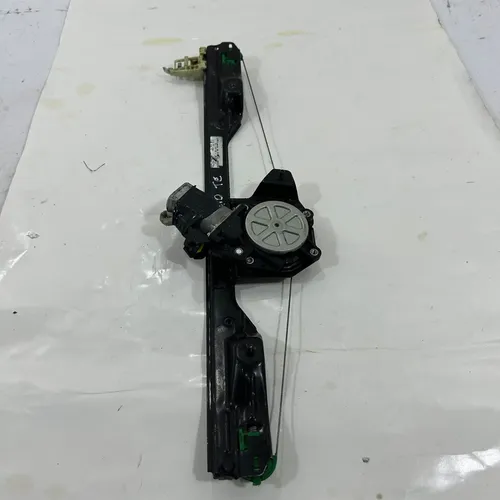 Motor Máquina De Vidro Dianteira Direita Idea 2009 A 2012